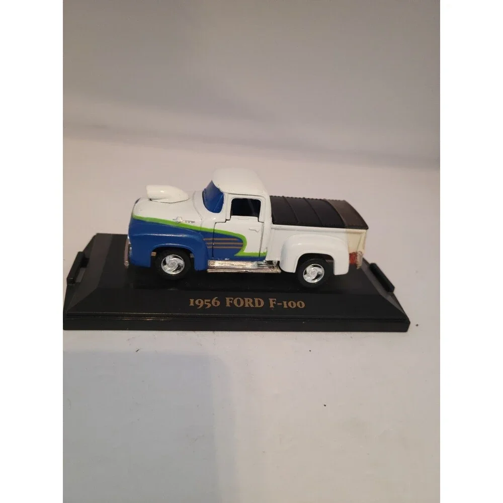 Vintage Road Champs Limited Editions Customs 56 FORD F-100 Rare 1/43.  No Box
